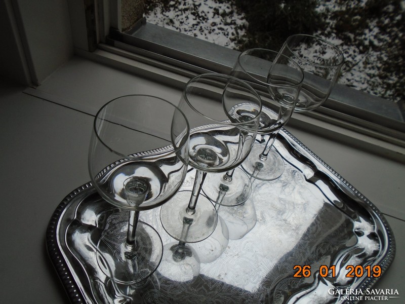 4 pcs glass with modern base 20.5 cm (!)