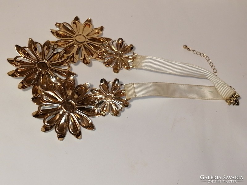 Floral Enamel Necklaces (884)