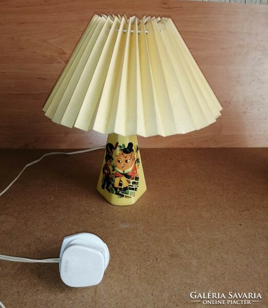 Antik gyermek asztali éjjeli ernyős lámpa 28 cm magas