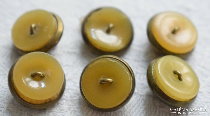 6 old clothes buttons. 1.2 cm