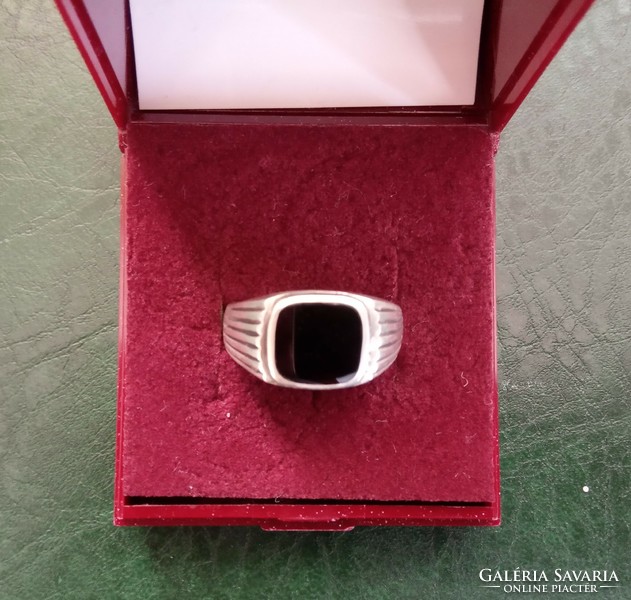 ÚJ Ezüst(925 sterling) pecsétgyűrű onix kővel