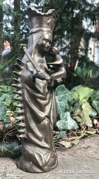 A very beautiful and interesting statue of Mary with her child