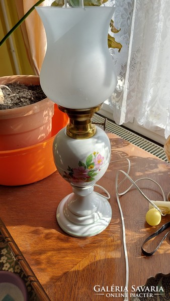 Antik Porcelán petróleum váza festett virágmintás