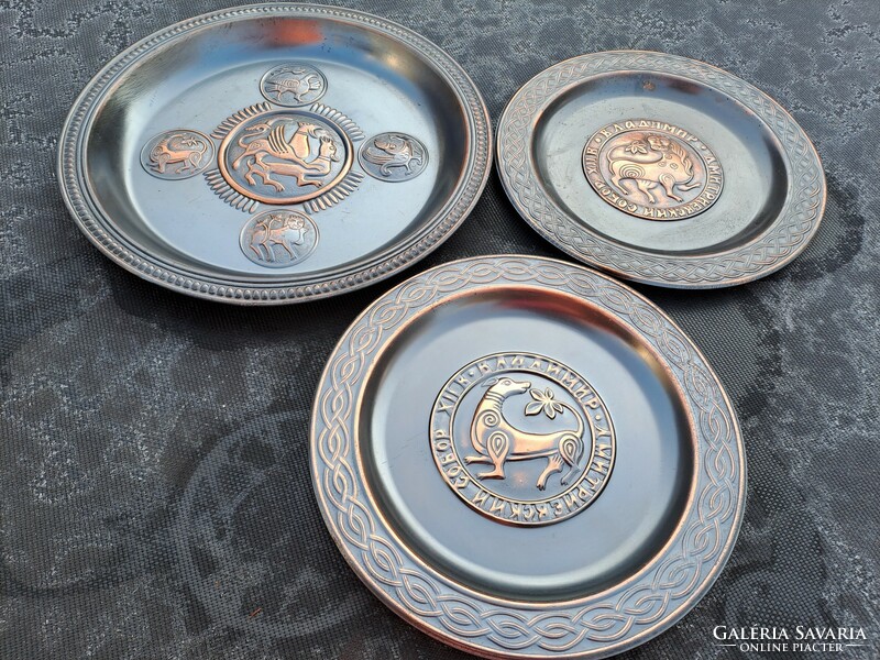 Retro copper wall plates 28 and 22.5 Cm home decoration item