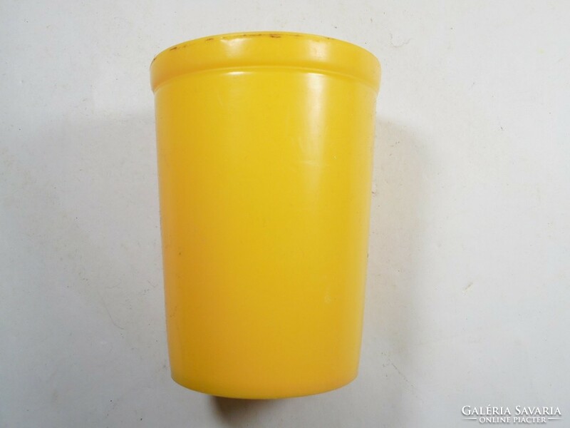 Retro régi sárga műanyag fürdőszoba fogmosó pohár - kb.1970-es évek