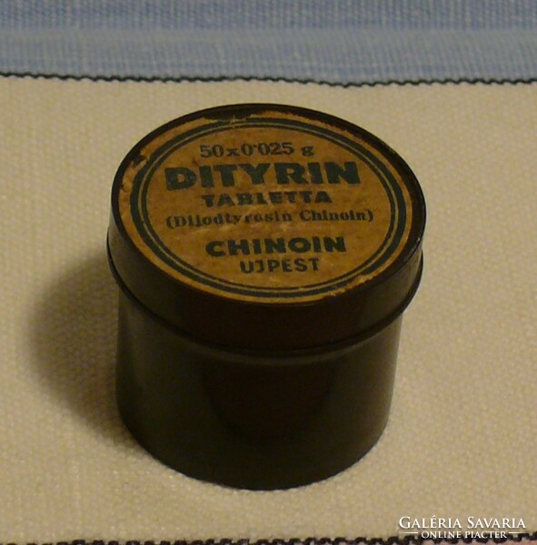 Régi bakelit gyógyszeres dobozka "Dityrin" felirattal