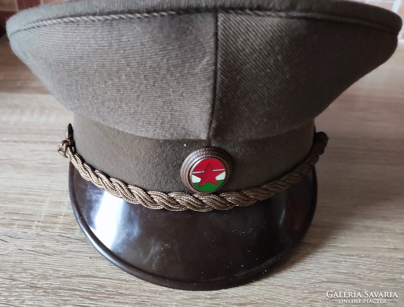 Bowler hat with 86m brown string, national star