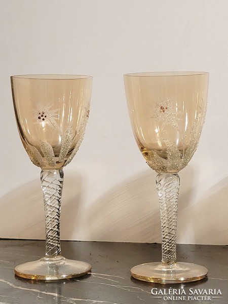 4 Champagne liqueur stemmed glasses with a snowy grass pattern are flawless -- showy?