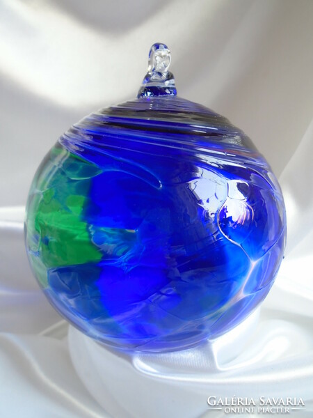 Larger size bubble blown Christmas ornament.