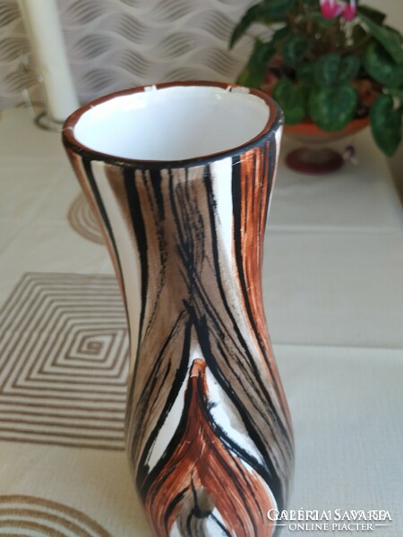 Iparművészeti csorgatott mázas váza eladó! Király kerámia váza 17 cm eladó!
