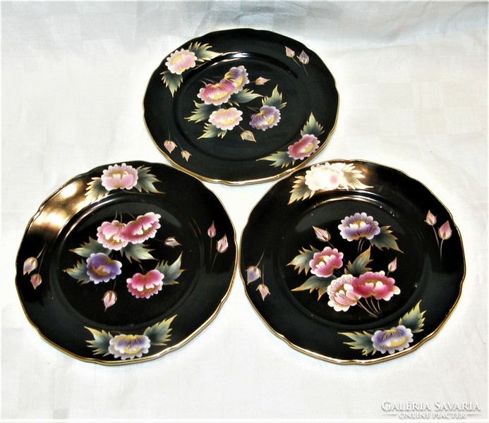 Bakos Éva tányérok 3 db - 19,5 cm