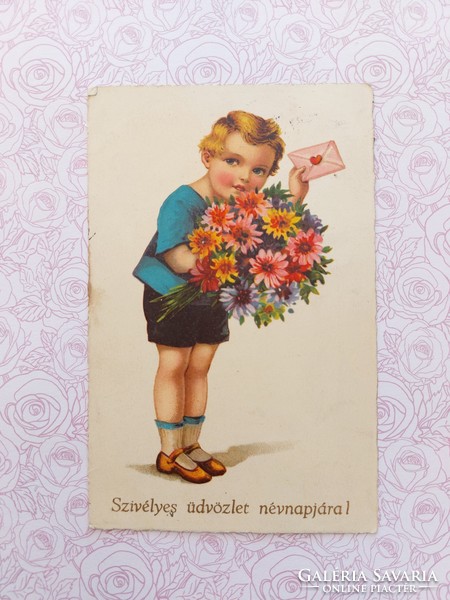 Régi képeslap levelezőlap kisfiú virággal