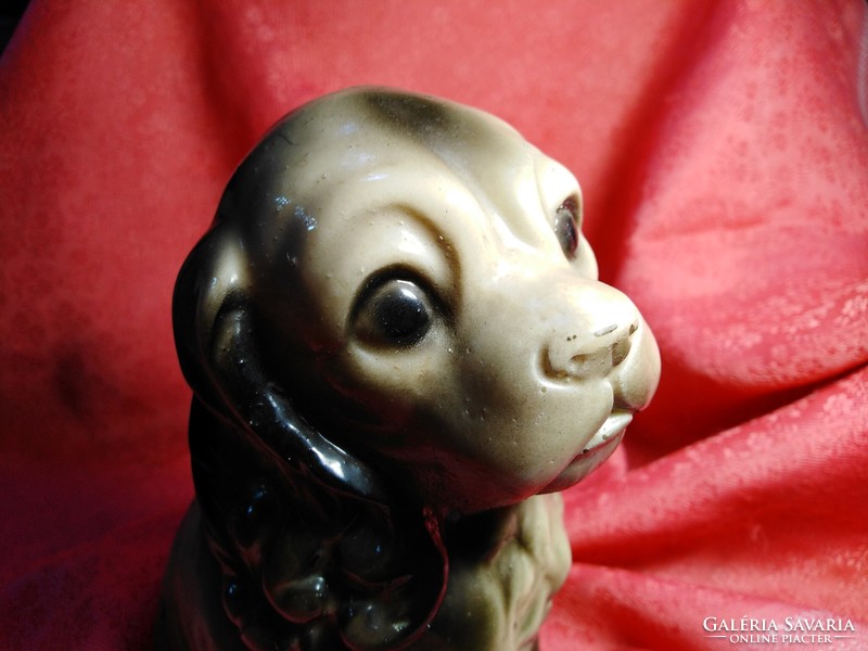 Charming dog statue, nipp