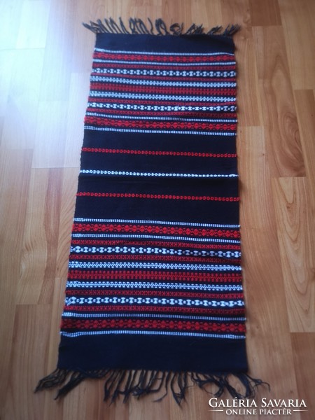 Hand-woven table runner, dimensions: 30 x 67 +10 cm