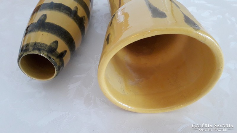 Retro kerámia váza sárga zöld csíkos 2 db