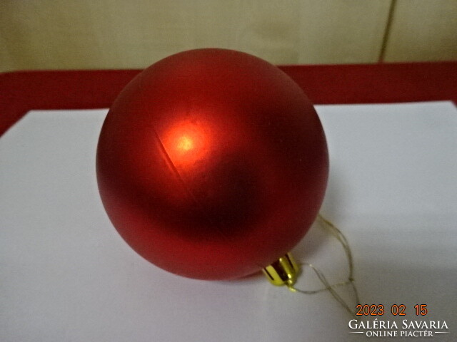 Six red Christmas balls, diameter 8 cm. Jokai.
