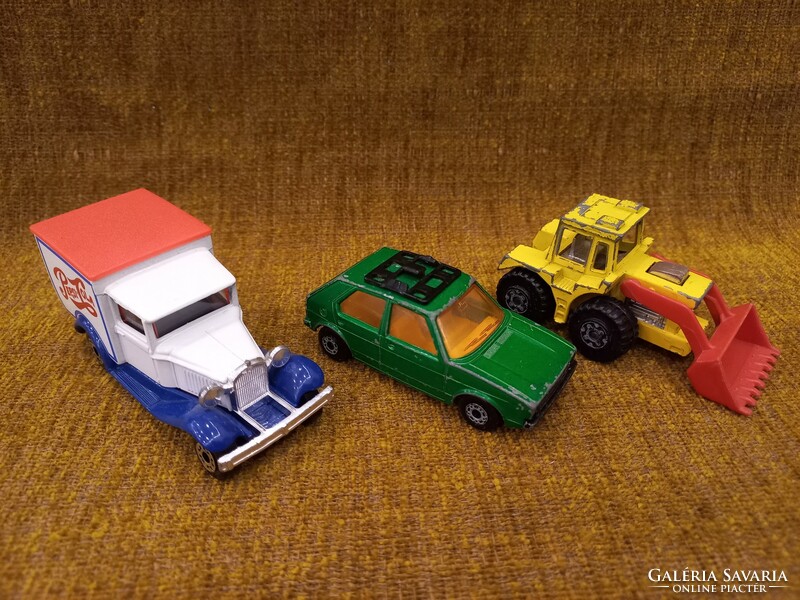 Matchbox superfast, model a ford, vw golf, tractor shovel