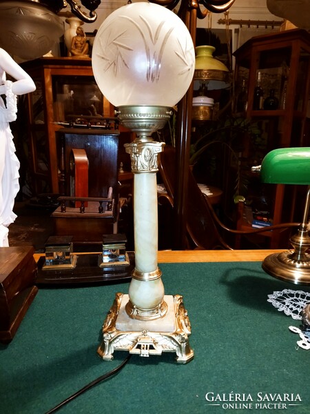 Gyönyörű antik, Empire nagy márvány asztali lámpa csiszolt búrával, felújítva, új kábellel 55 cm