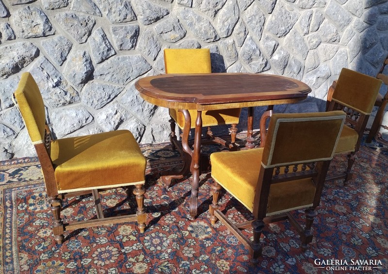 Antik ónémet neoreneszánsz asztal székekkel