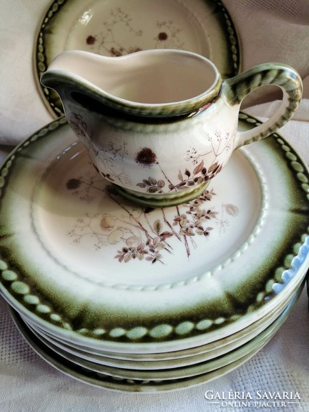 Zeller ceramic small plates, spout and sugar bowl