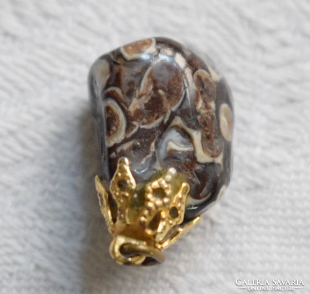 Leopárd jáspis medál , bizsu , ékszer 1,6 x 2,5 cm