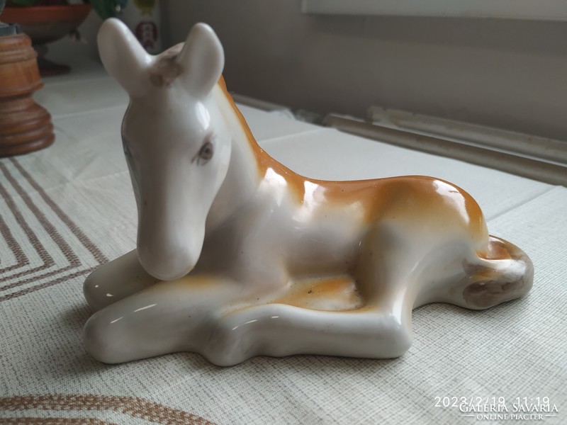 Porcelain foal for sale! With signal