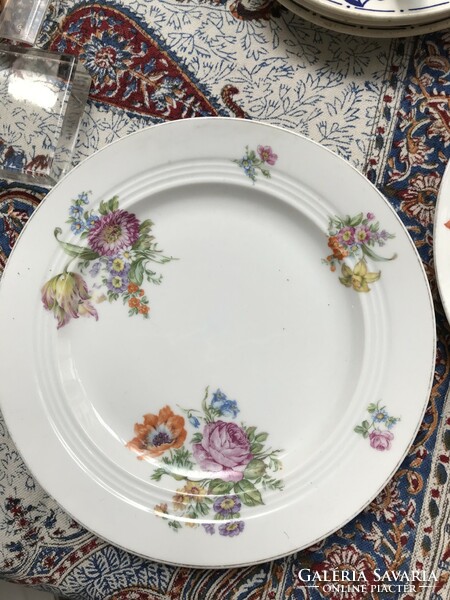 2 db ELBOGEN  porcelán lapos  tányér 24 cm gyönyörű virágcsokorral