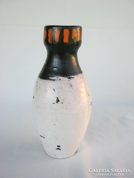 Ceramic vase of Gorka Lívia