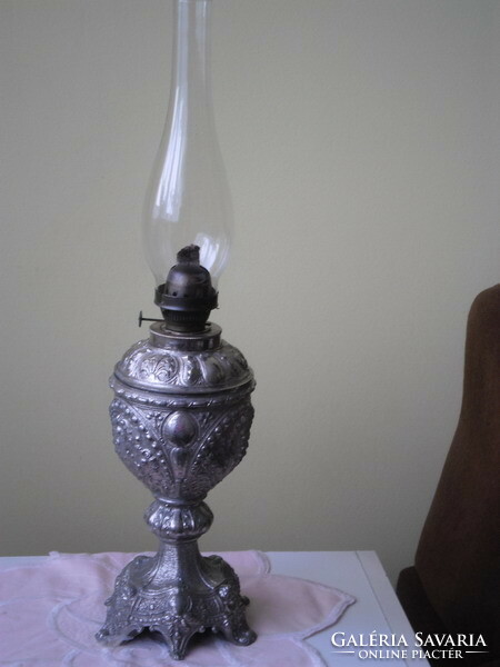 Old baroque spaiater table lamp