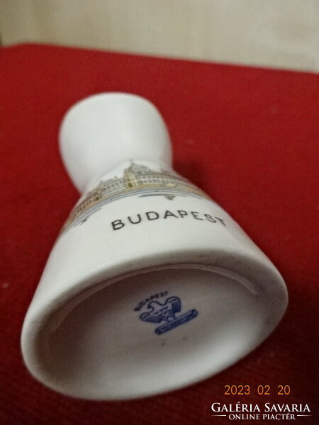 Aquincum porcelán váza, Budapest felirattal, a Parlament látképével. Jókai.