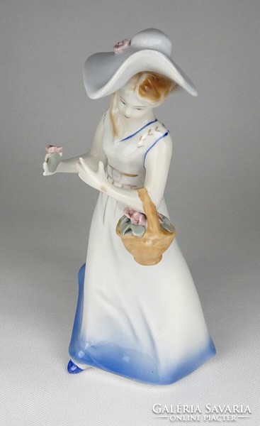 1L710 Jelzett virágkosaras porcelán hölgy figura 24 cm