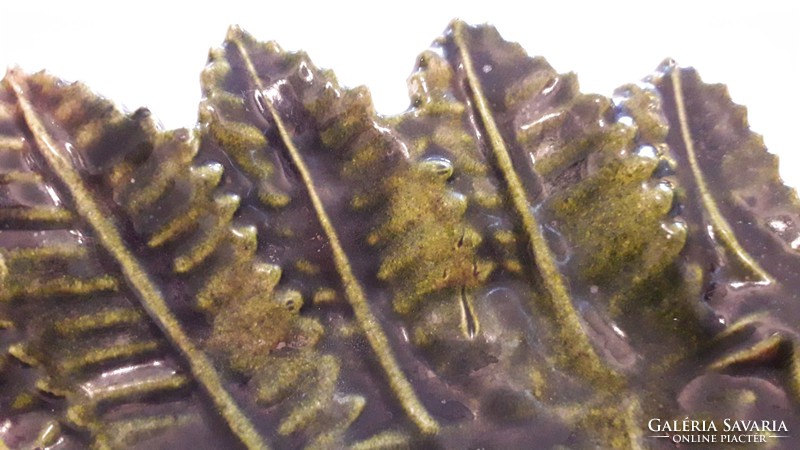 Régi zománcos tál páfránylevél alakú vintage zománcozott öntöttvas dísztál 31 cm