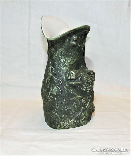 A special hunter's jug - with relief boar and oak leaves. - 24 Cm