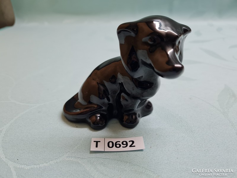 T0692 ceramic dachshund made in Hungary 9 cm
