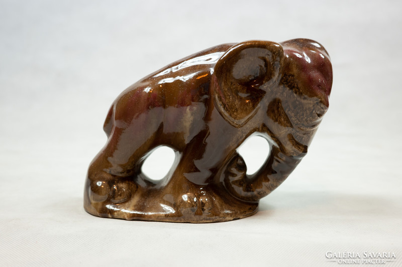 Hoppy art deco ceramic figure elephant