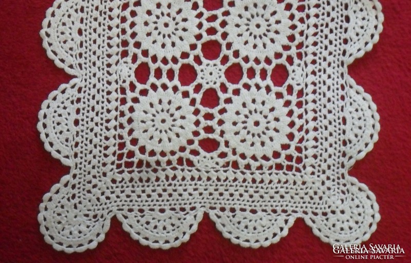 Old, hand-crocheted, lace tablecloth (40 x 24 cm)
