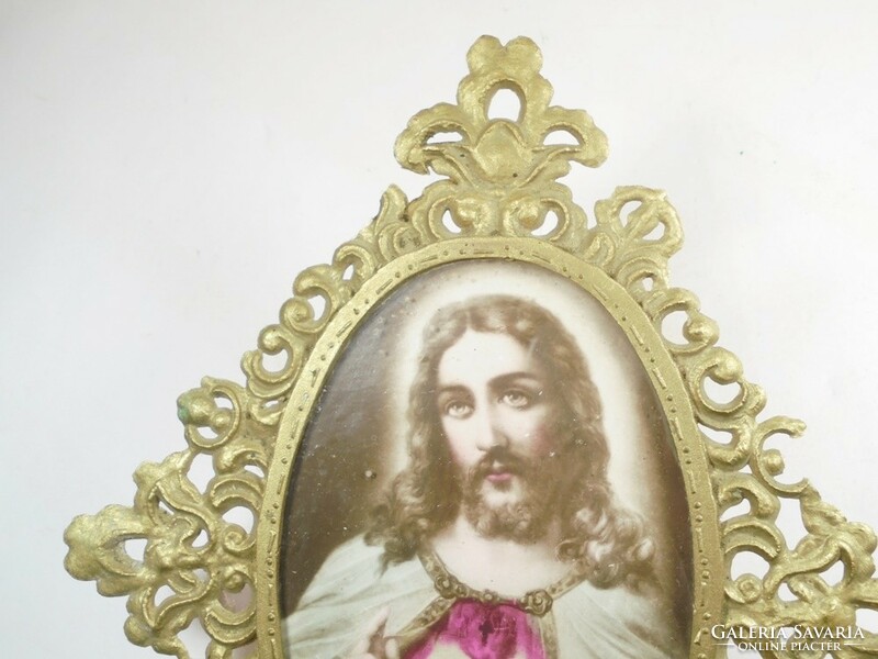 Régi retro díszes aranyozott műanyag képkeret Jézus, Jézuska szent képpel  - méretei: 23 x 18,5 cm