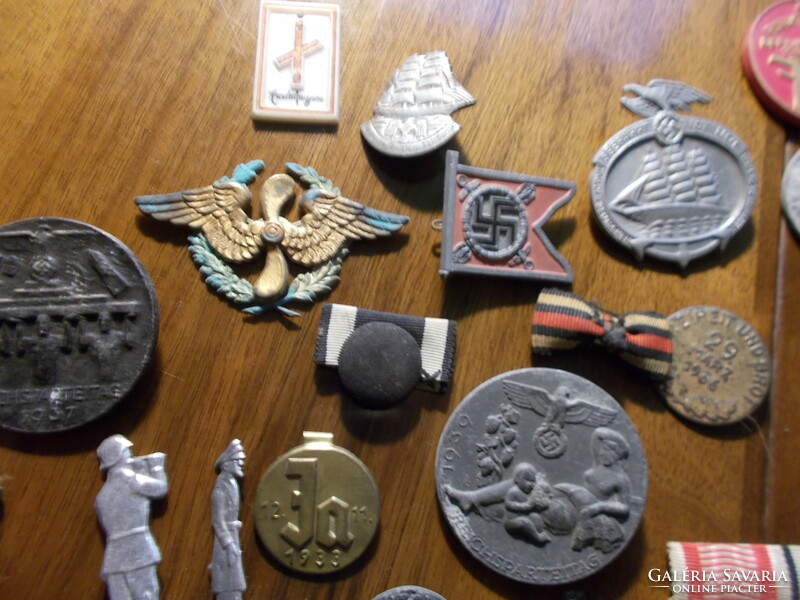 WW2, German badge, marked, original 54 pieces, freikorps und winter hilfswerk
