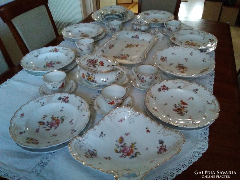 Pls Viennese tableware with ribbon coat of arms shield with protected mark, Meissen pattern!