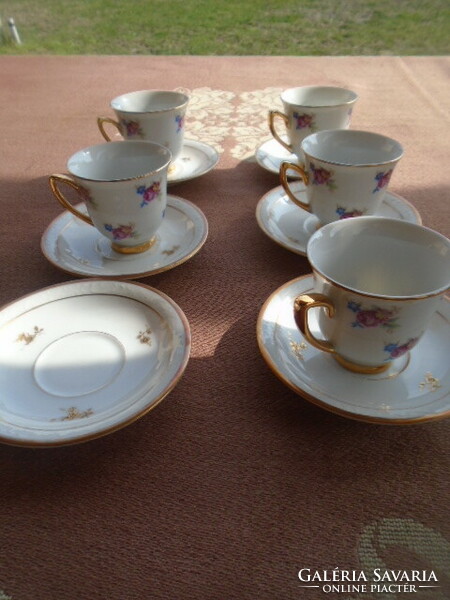 Mocha set of Herend beauty and quality for 5 people + 1 small plate