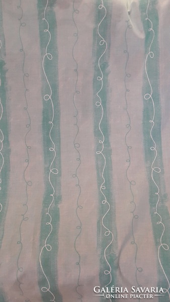 Green curtain, pair of blackout curtains (l3427)