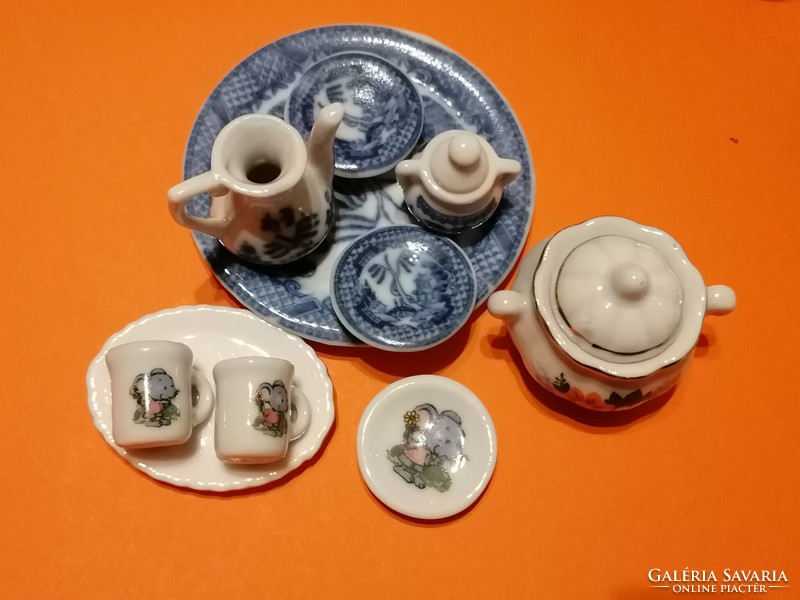 Baby porcelain for a dollhouse 82.