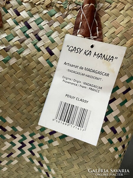 Madagaszkári kézműves fonott füles bevásárló kosár