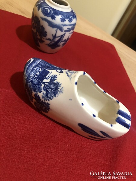 Dutch porcelains
