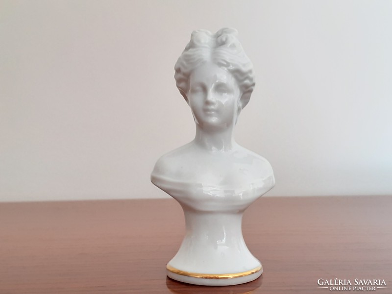 Vintage porcelain female bust old mini shoulder statue 9 cm