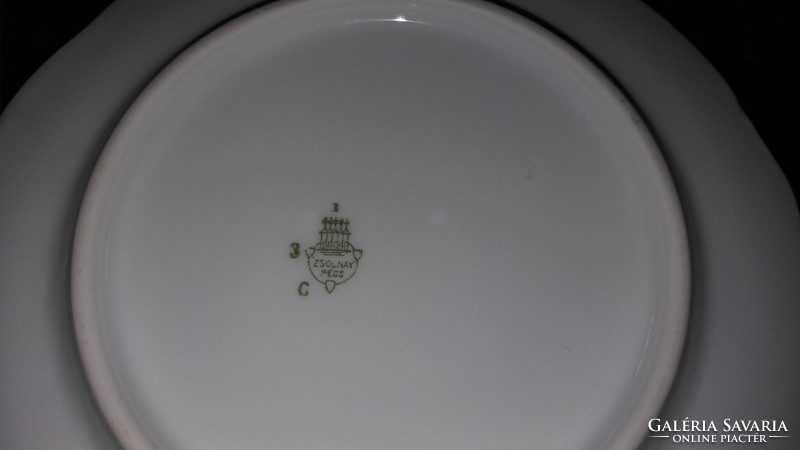 Zsolnay porcelán desszertes tányér arany csíkos 17,5 cm