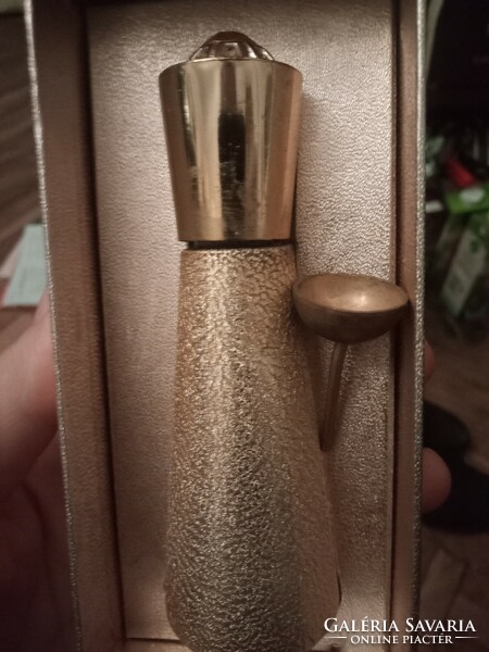 1950-es évekbeli parfüm meseszép aranyszínű üvegben tölcsérrel eredeti dobozában