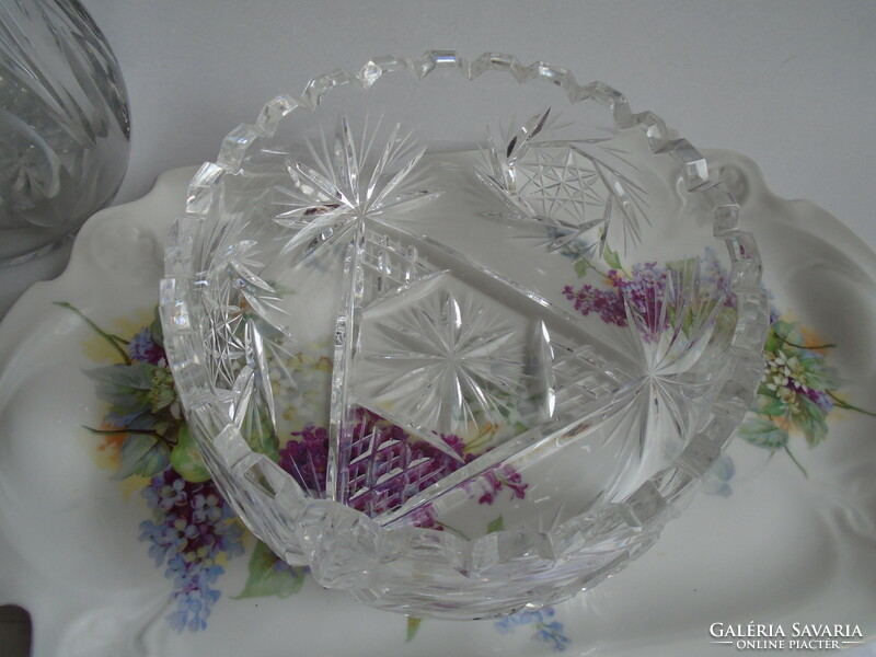 Engraved crystal bowl, centerpiece, offering.