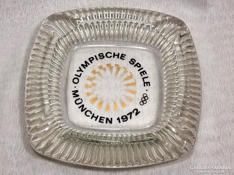 Ritka SPIELE OLYMPISCHE 1972  MÜNCHEN német üveg hamutartó emléktárgy gyüjteménybe