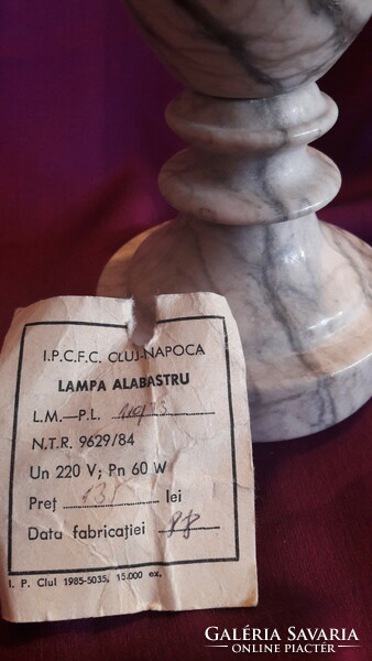 Alabaster lamp 1 (l3381)